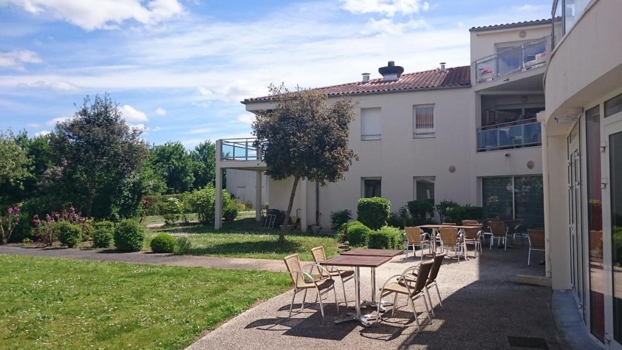 Domitys Le Clos De La Seigneurie Aparthotel Les Gonds Εξωτερικό φωτογραφία